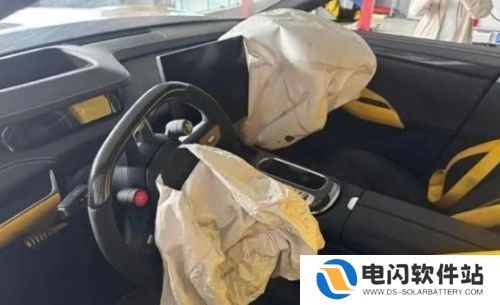 小米SU7 Ultra赛道事故曝光，现场状况十分惨烈，雷军紧急回应