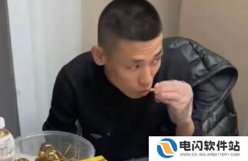 旭旭宝宝深夜连麦多名大主播，再次回应近期节奏，称会在线下约见