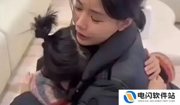 小杨哥徒弟小黄被曝赔不起天价违约金，吃药被抢救，本人回应来了